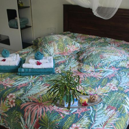 Appartement Le Colibri Et Le Frangipanier à Trinité  Extérieur photo