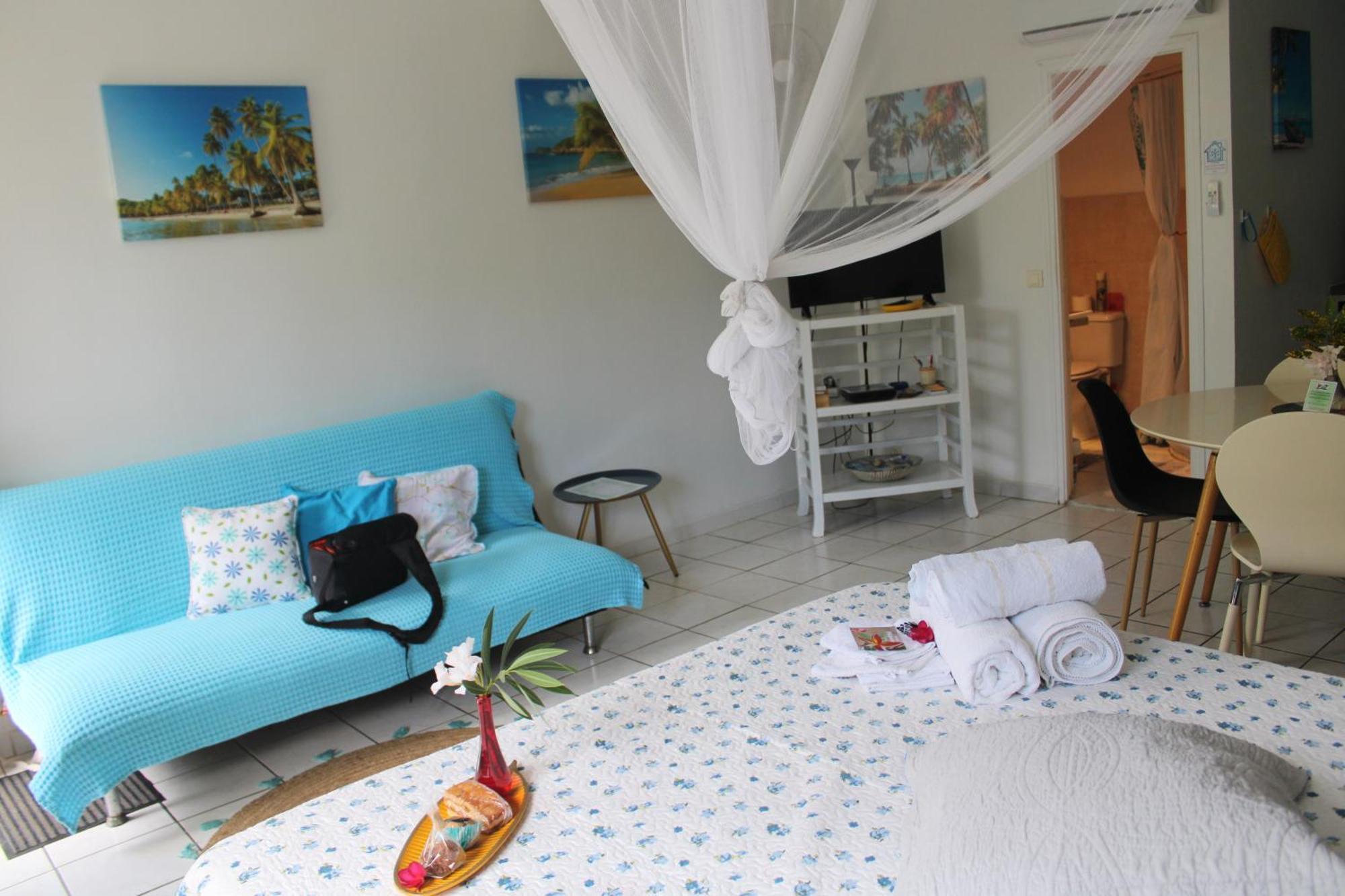 Appartement Le Colibri Et Le Frangipanier à Trinité  Extérieur photo
